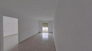 Etagenwohnung in La Salut