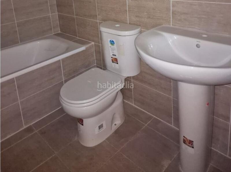 Foto b7f7cdab-65f4-42fc-8562-69f7f1a82162. Chalet en Puente la Reina de Jaca