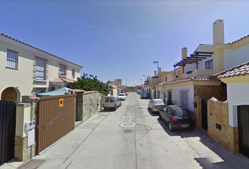 Foto 641866f0-2459-4558-b876-efc0ddad8e41. Casa adosada en Las Palmeras-Dehesilla Sanlúcar de Barrameda
