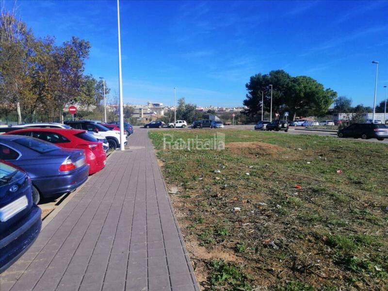 Foto 67f24c52-1fb6-48fb-90bb-ea9db11d9007. Terreno residencial en Centro Ciudad Manises