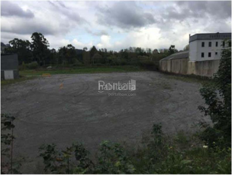 Foto 5221eb42-0f65-442b-9d57-71b398d4d5f8. Terrain résidentiel dans Pravia