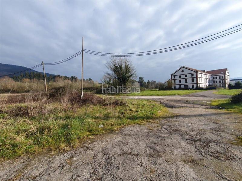 Foto c2d80cba-085e-49e5-b5fd-34ee346a460c. Terrain résidentiel dans Pravia