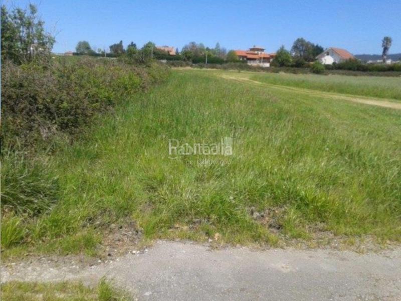 Foto f86cef1f-1886-4d7d-9c6c-0e5c7a3e4a57. Terreny residencial a Maoño - Azoños Santa Cruz de Bezana