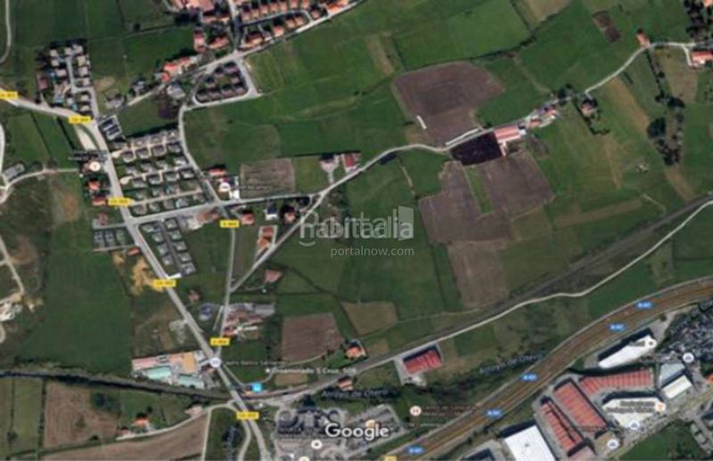 Foto 78dd0724-deee-42cb-a203-735014ece0d5. Terrain résidentiel dans Maoño - Azoños Santa Cruz de Bezana