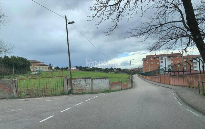 Foto 1f6d58f7-1b15-42c5-820c-de0b9ca5e946. Residential plot in Montevil Gijón
