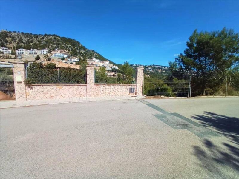 Foto f4164505-3661-4f72-801f-cf4c01eec310. Terreny residencial a port d´Andratx Andratx