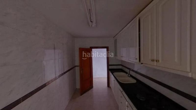 Foto 5f6584ad-e78d-4e65-864f-8f47247aaf8a. Appartamento in calle de rafael campalans 0 in La Torrassa Hospitalet de Llobregat (L´)