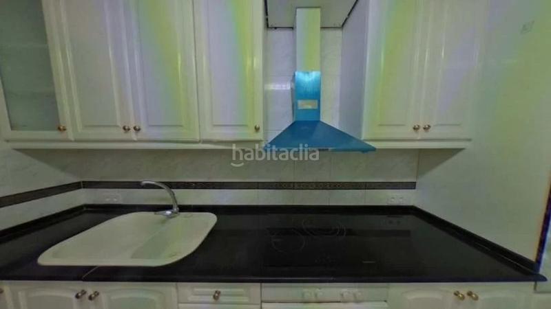 Foto d1ce5cf3-ac7a-4c6a-a013-da17d3ca4f25. Appartamento in calle de rafael campalans 0 in La Torrassa Hospitalet de Llobregat (L´)