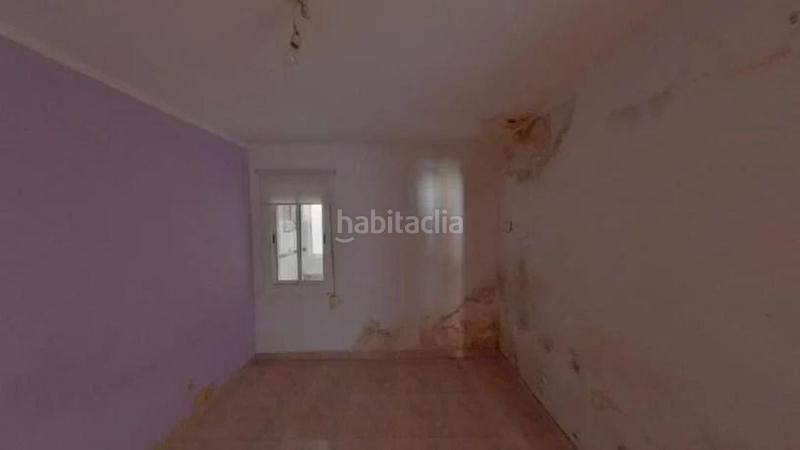 Foto d116872a-7cd7-4f89-917e-b339f2329c54. Pis a calle de rafael campalans 0 a La Torrassa Hospitalet de Llobregat (L´)