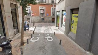 Local Comercial a Calle del Pez