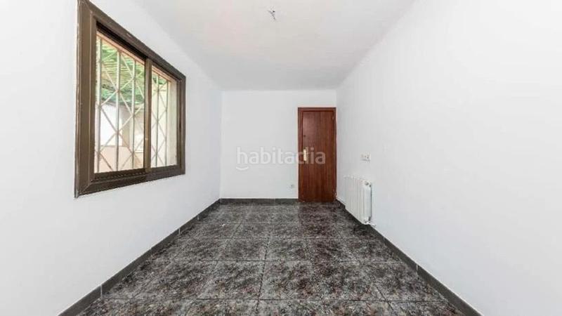 Foto a65957be-4e7b-40dd-8d0f-2dbbc2afaa98. Flat in Santa Rosa Santa Coloma de Gramenet