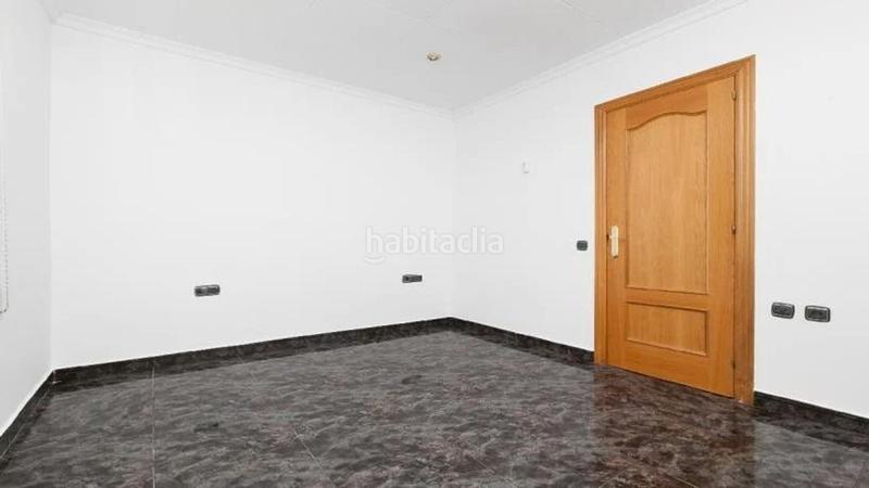 Foto e23b35a2-fdf4-4f26-8121-6c81bd4d0d5e. Flat in Les Planes Sant Joan Despí