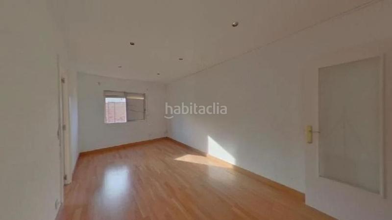 Foto d990795b-485d-4047-991e-ee7b7a54928f. Piso en Pubilla Cases Hospitalet de Llobregat (L´)