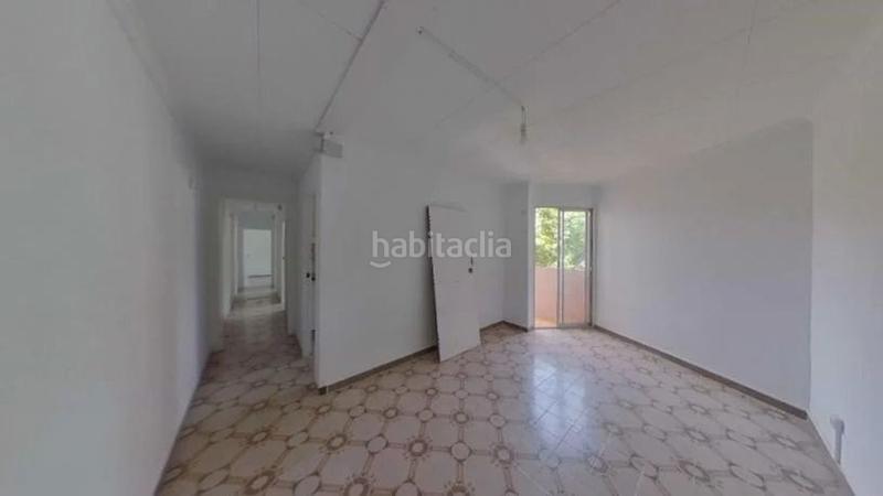 Foto b004c6c0-4a1c-40cd-a4bd-ccb971290e71. Flat in Sant Ildefons Cornellà de Llobregat