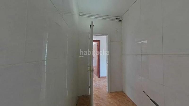 Foto c42ebe7d-e192-4500-b2d9-1f45e4123a72. Pis a Espronceda Sabadell