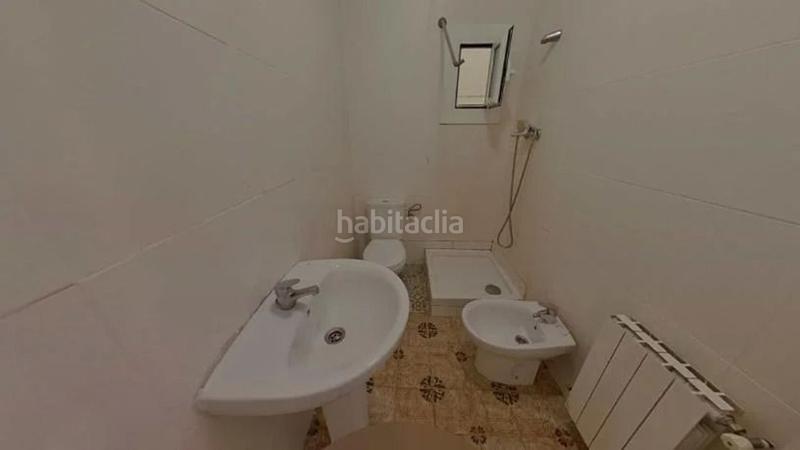 Foto 2a735d17-7f85-4836-ab96-a9aebed3a97a. Piso en calle del cadí 0 en Turó de la Peira Barcelona