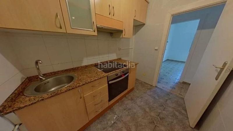 Foto 67a85e40-9005-4d1d-9753-6f4e528fde09. Piso en calle del cadí 0 en Turó de la Peira Barcelona