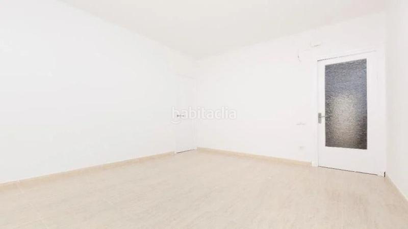 Foto 0500a416-ff2c-40d6-afa1-8db781cd463e. Pis a Els Merinals Sabadell