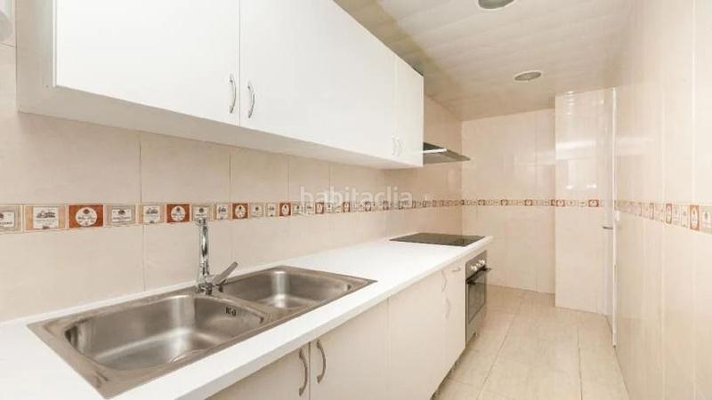 Foto 57a666f1-b931-4d8e-a317-e1cf37c17603. Pis a Els Merinals Sabadell