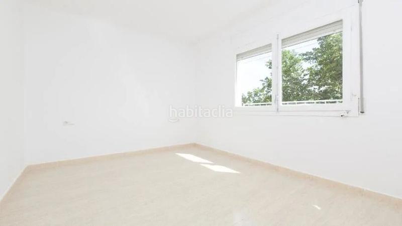 Foto adaf6787-cf49-410d-919d-80993b312ea1. Pis a Els Merinals Sabadell