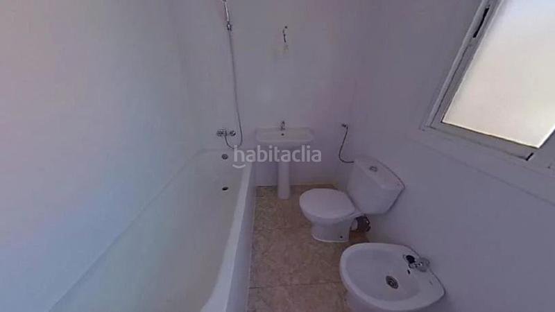 Foto af145a75-607d-40dd-a913-e7003eae5754. Appartement dans calle de vallparda 54 dans Collblanc Hospitalet de Llobregat (L´)