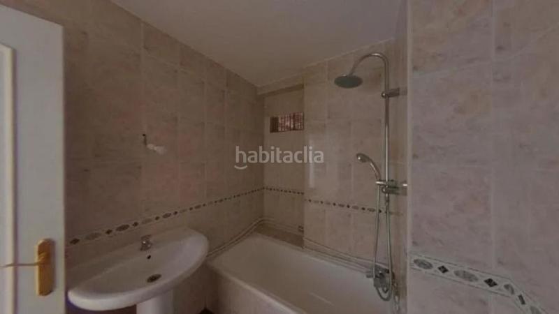 Foto a9d8190c-6901-4527-8a57-57593ee2e516. Appartement dans calle río ebro 0 dans Suroeste - Zona Hospital Móstoles