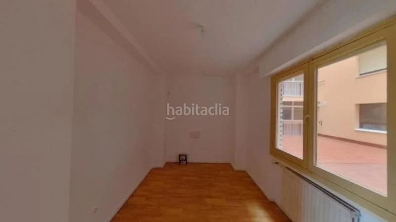 Foto db9c3724-2b1c-489c-aea5-533943e92ebd. Appartement dans calle río ebro 0 dans Suroeste - Zona Hospital Móstoles