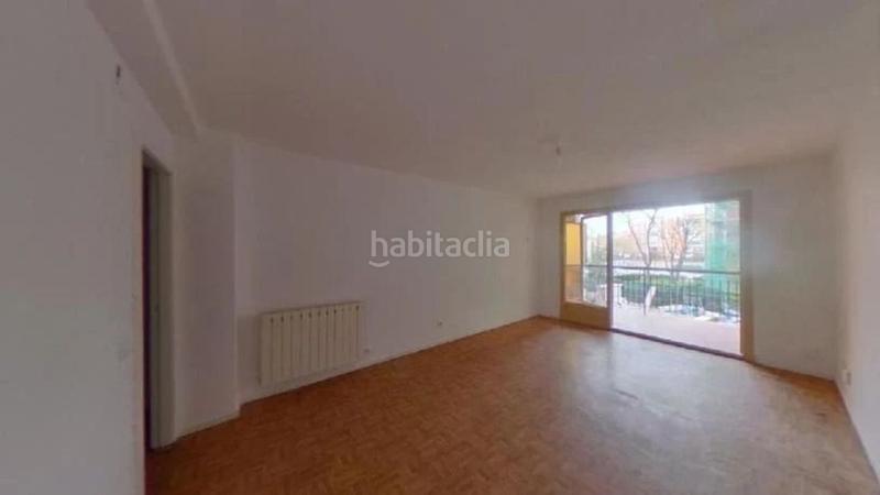 Foto ec45f365-a873-4102-adfb-f5616673615f. Piso en calle río ebro 0 en Suroeste - Zona Hospital Móstoles