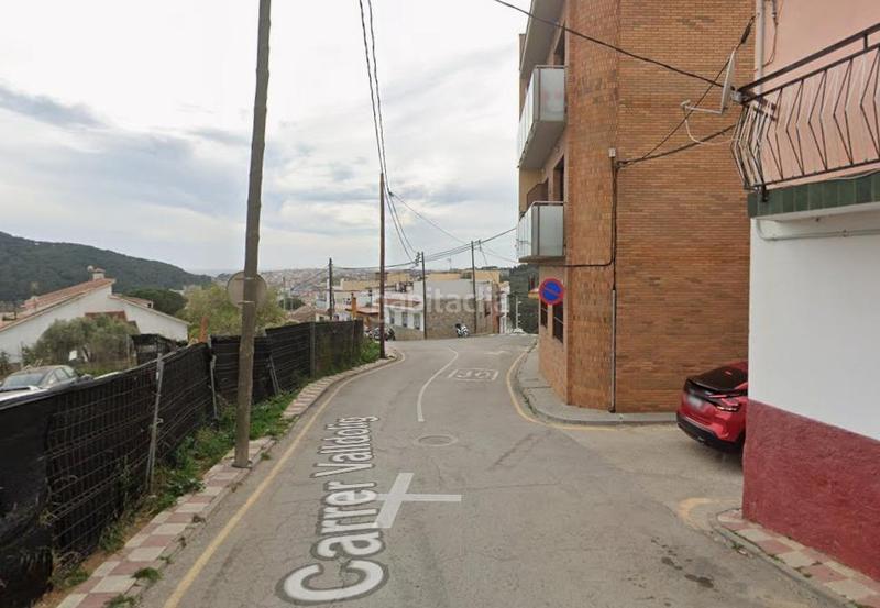 Foto 94117fe8-752b-443b-9846-9576f9741986. Terreny residencial a Mont Ferrant-Joan Carles I Blanes