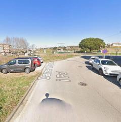 Local commercial  Carrer miquel martí i pol. Local comercial en venta en cassà de la selva  oportunidad para