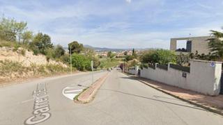 Appartement  Carrer carrer de grècia, 3. Amplio piso en terrassa  oportunidad de inversión para reformar