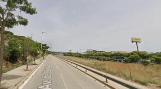 Appartement  Avenida avinguda del llenguadoc, 53. Amplio piso en badalona, zona bonavista  oportunidad para reform