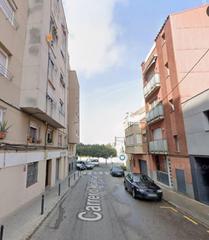 Appartement  Albinyana, d'. Oportunidad de inversión en piso para reformar en can palet, ter