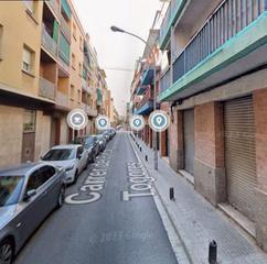 Flat  Carrer pintor togores. Amplio piso en cerdanyola del vallès  oportunidad de reforma