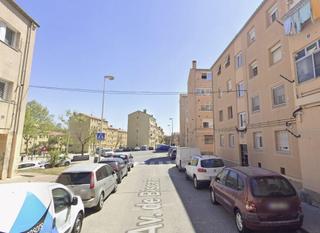 Appartement  Biscaia. Acogedor piso en badalona  oportunidad para reformar