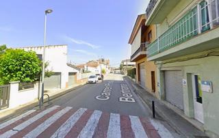 Pis  Prudenci bertrana. Oportunidad de inversión en el corazón de sils piso a reformar