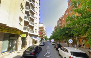 Pis  Avenir. Amplio piso en valls, cataluña  oportunidad de inversión