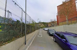 Pis  Mig de can clos. Amplio piso en zona franca, barcelona  oportunidad para reformar