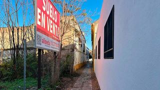 Terreno residencial  Calle frias. Terreno urbano en venta en calle frias