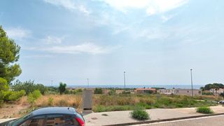 Terreny residencial a calle Olivers