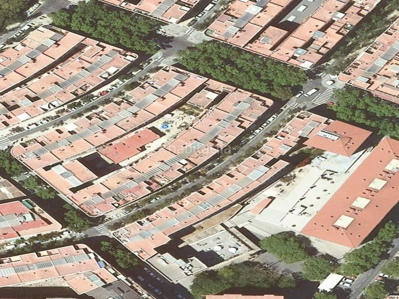 Foto 5ee1c071-f6c7-4eac-b7f7-8e3d649d75d7. Pis a Turó de la Peira Barcelona