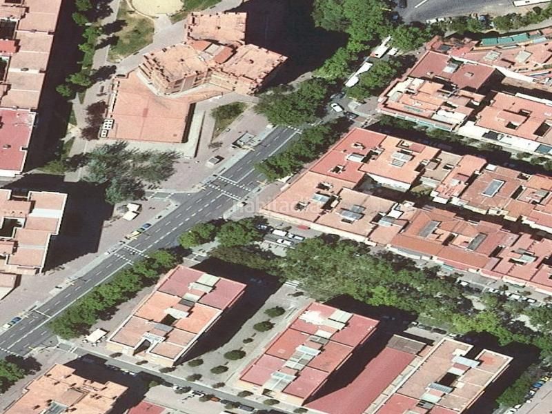 Foto 1c7edb1a-a1fa-4400-ab41-2802546d39d3. Pis a Porta Barcelona