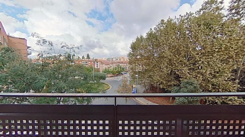 Foto 5229b6d1-6ea7-47e0-a76b-25d3a13d5ca1. Pis a Polinyà