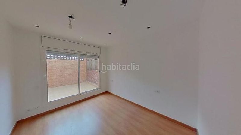 Foto f0271927-819f-400a-a1e2-f9e86fb9c200. Pis a Centre Castelldefels