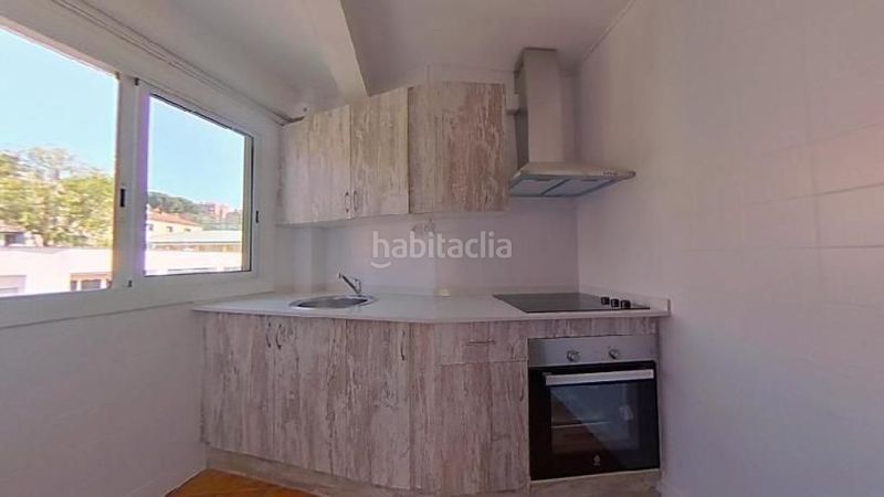 Foto c1f32bea-1ad6-49ea-b843-88031ad2390e. Pis a La Salut Barcelona