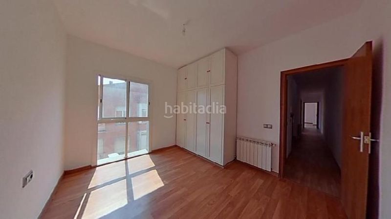 Foto d9f7f048-3718-4776-8fd4-98f57e3ce6e5. Pis a Gràcia Sabadell