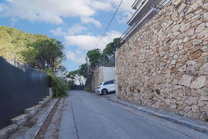 Foto acaba6e2-9105-44df-92b8-416a2a314062. Casa adossada a Roca Grossa Lloret de Mar