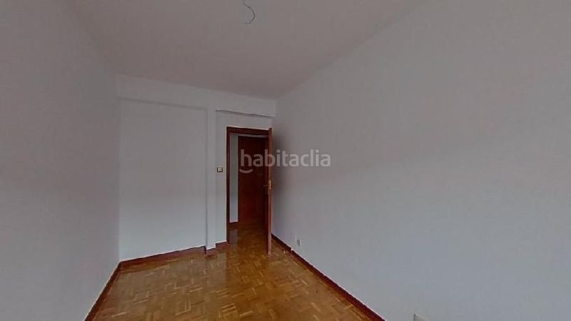Foto 112ad1a1-ee95-406e-9a3e-865441eb7d61. Pis a Vista Alegre Madrid