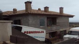 Pis  Calle pau casals. Chalet adosado en venta en calle pau casals