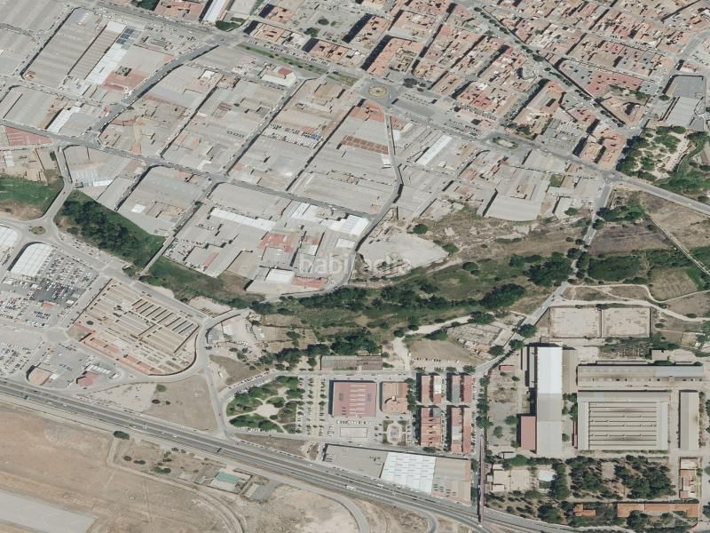 Foto b48f0ca5-749c-4c5f-bcfd-7da777fd9d2b. Terreny residencial a Polígono del Aeropuerto Manises